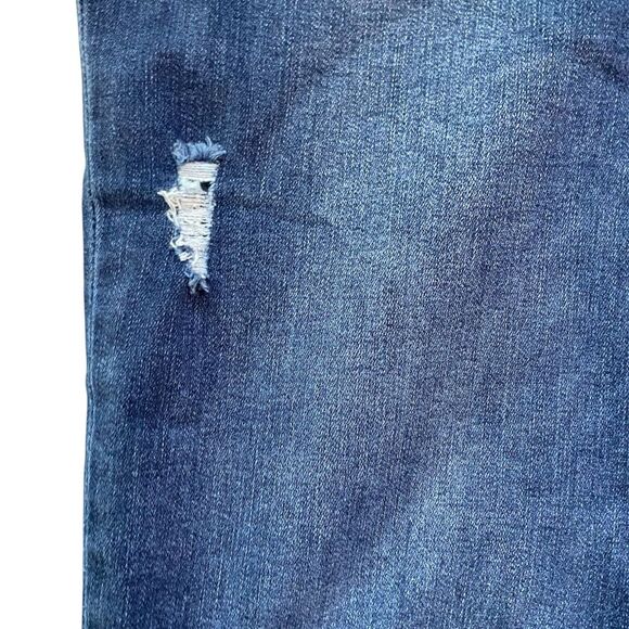 SPANX Medium Wash Distressed Ankle Skinny Jeans in Size Medium - Picture 8 of 16